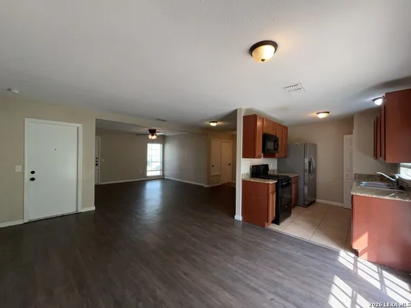 $1,550 | 12005 Prairie Oak, Live Oak, TX 78233