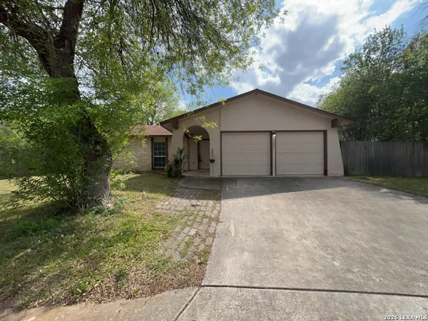 $1,550 | 12005 Prairie Oak, Live Oak, TX 78233
