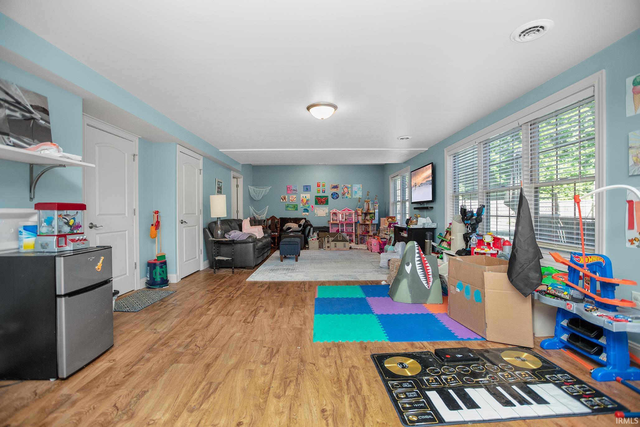 14441 Ireland Road Mishawaka, IN 46544 - Photo 19 of 32