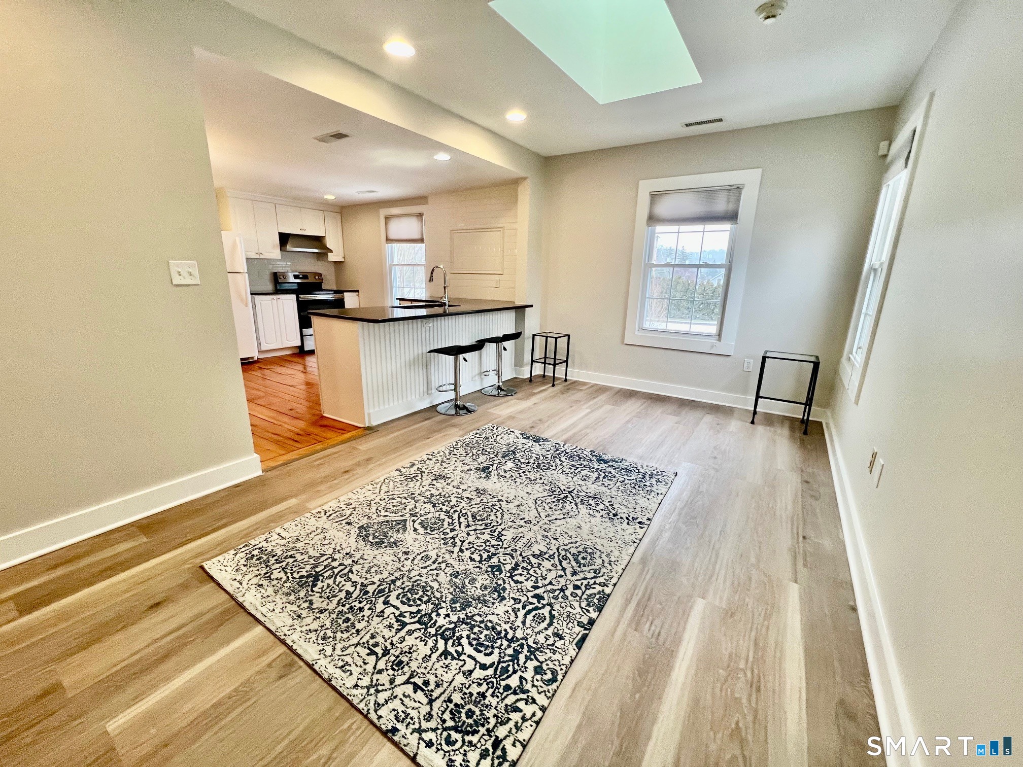 435 Foxon Road North Branford, CT 06471 - Photo 3 of 13