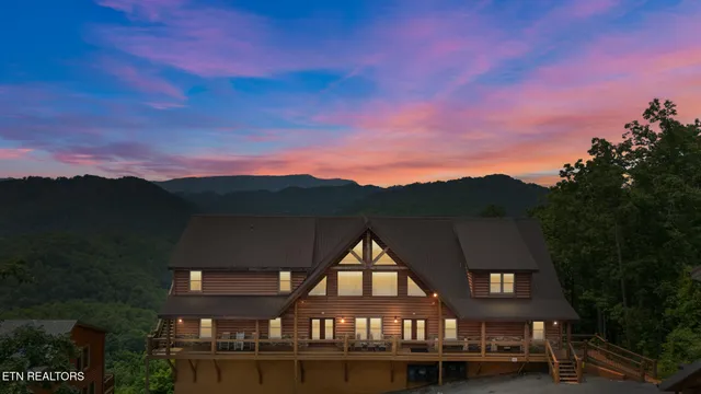 $2,999,999 | 4130 Sherwood Heights Way, Pigeon Forge, TN 37863