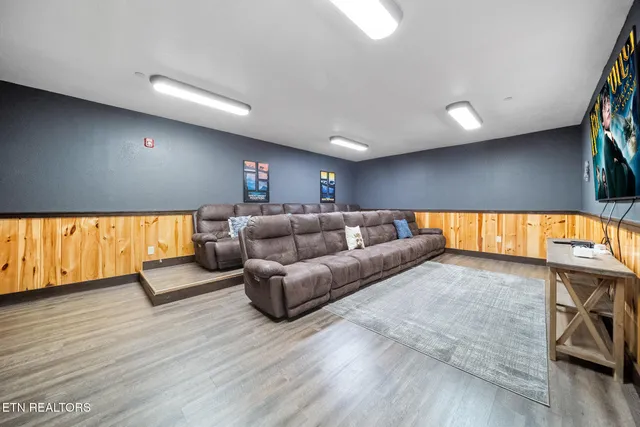 $2,999,999 | 4130 Sherwood Heights Way, Pigeon Forge, TN 37863