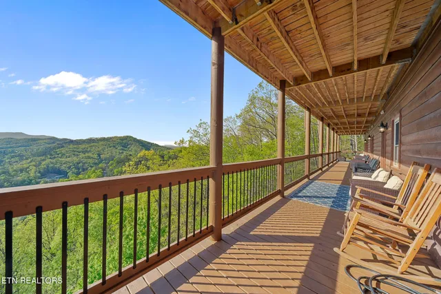 $2,999,999 | 4130 Sherwood Heights Way, Pigeon Forge, TN 37863