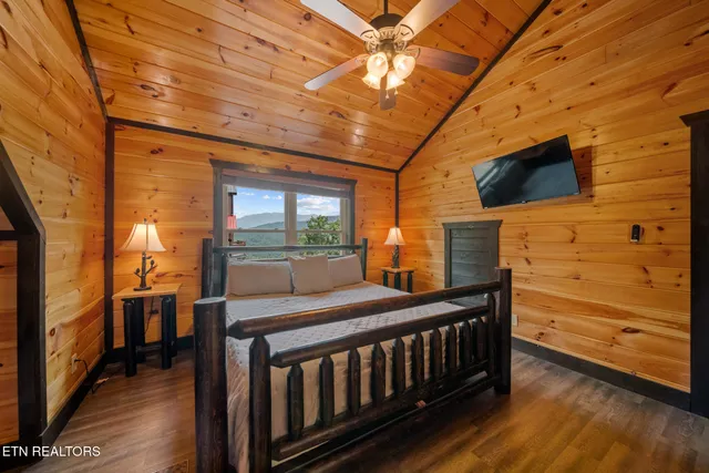 $2,999,999 | 4130 Sherwood Heights Way, Pigeon Forge, TN 37863