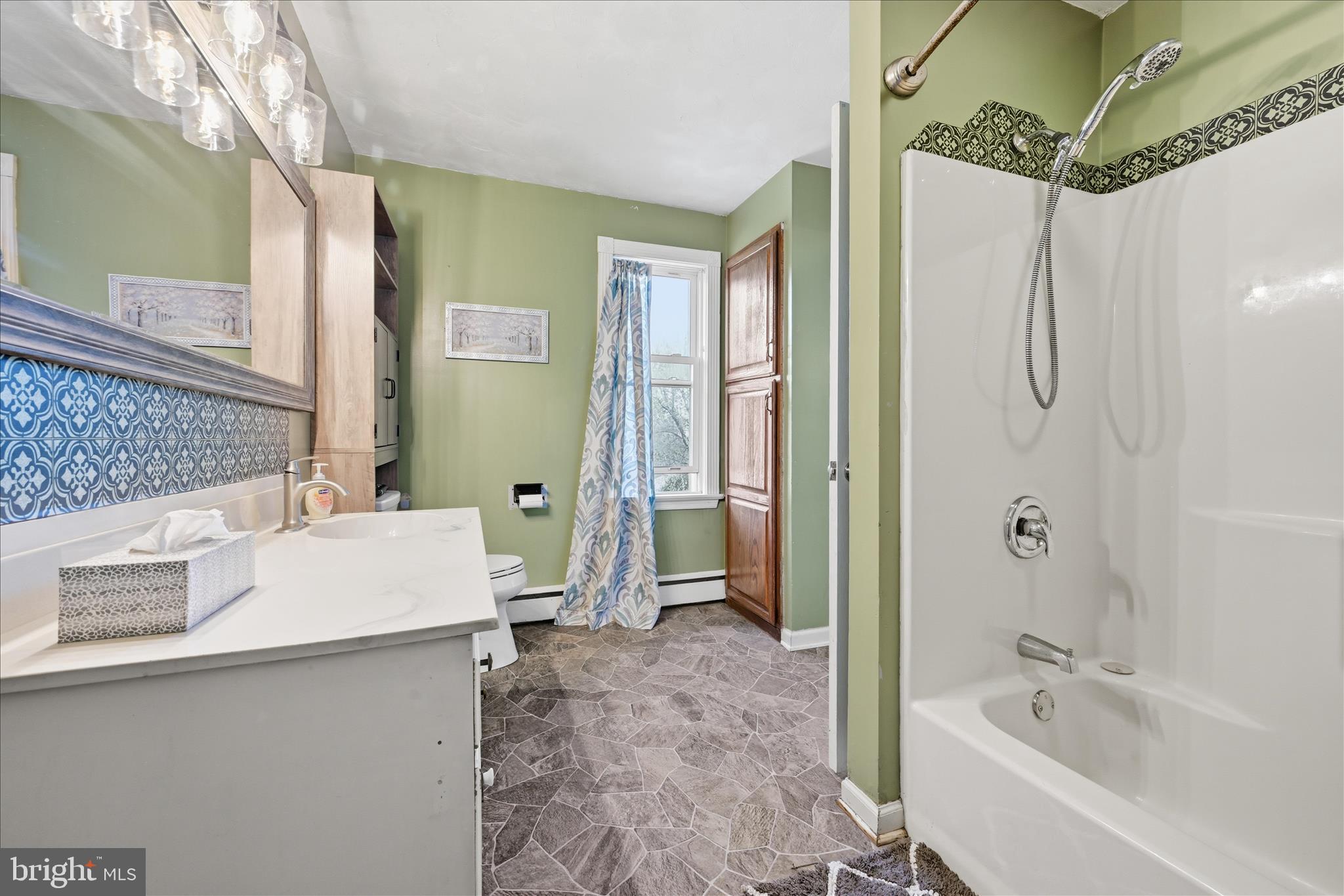 157 Millway Road Ephrata, PA 17522 - Photo 29 of 42 Bathroom