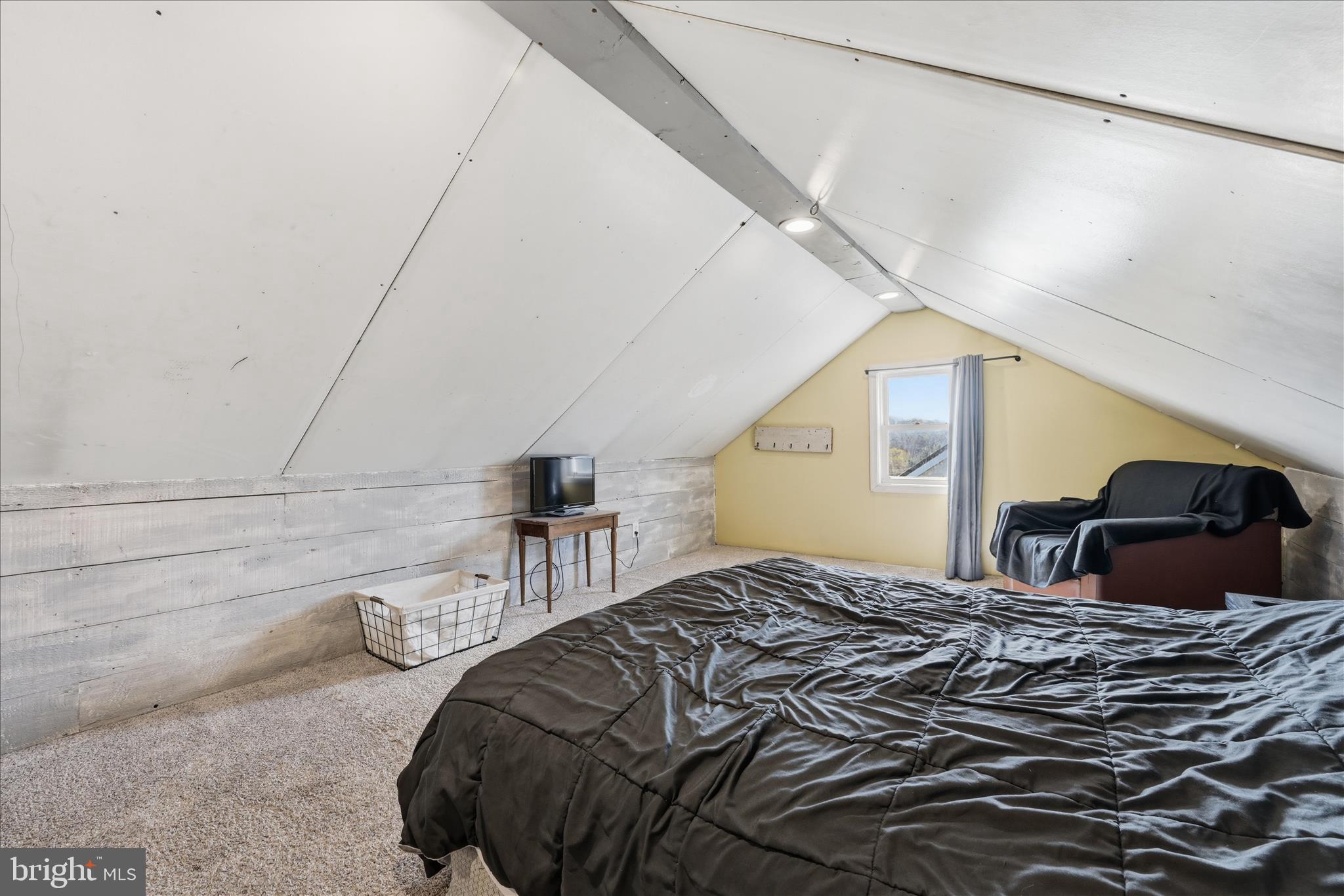 157 Millway Road Ephrata, PA 17522 - Photo 30 of 42 Finished Attic