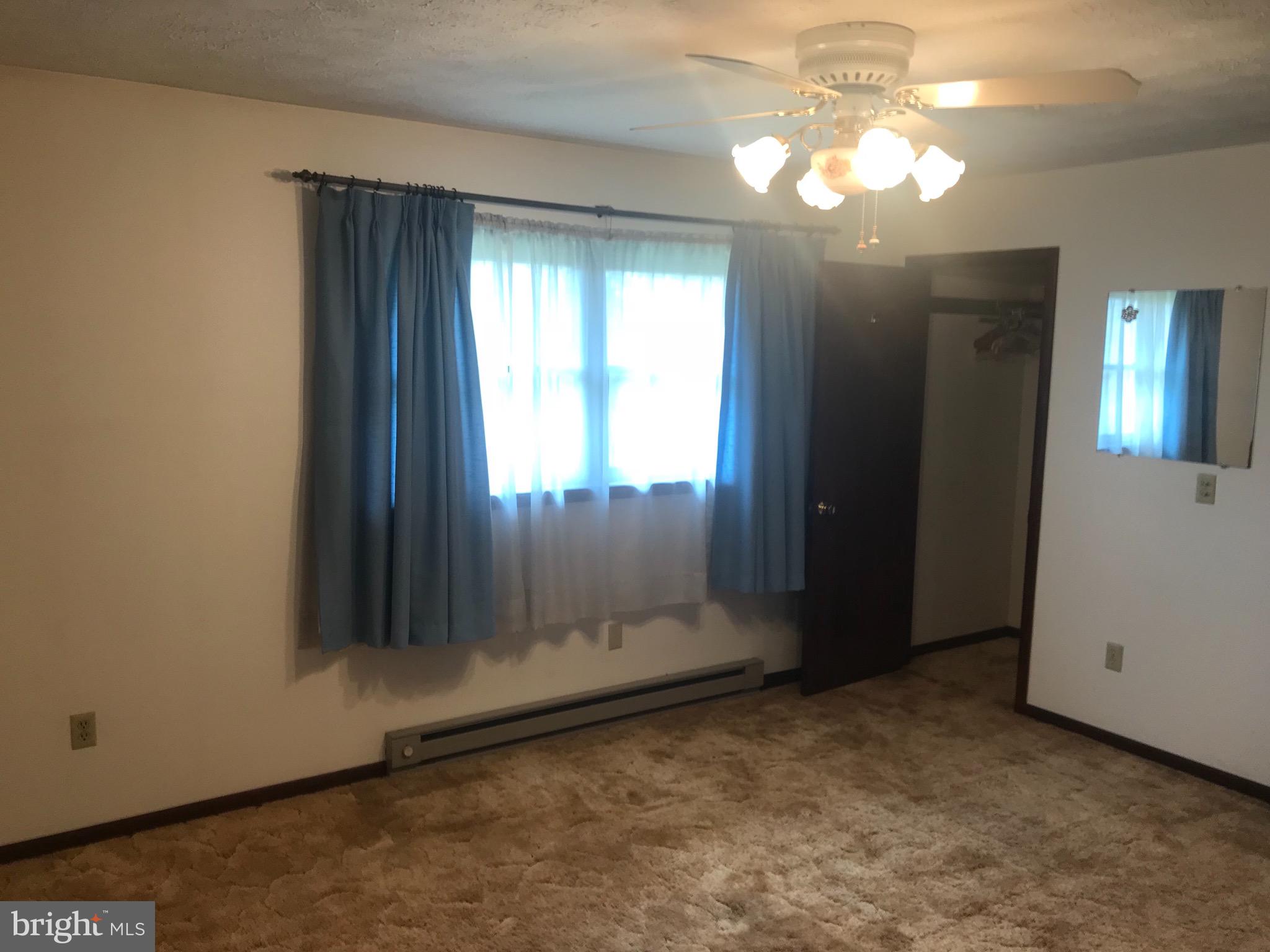 891 Murphy Road Berkeley Springs, WV 25411 - Photo 11 of 32 Gallery Image 11