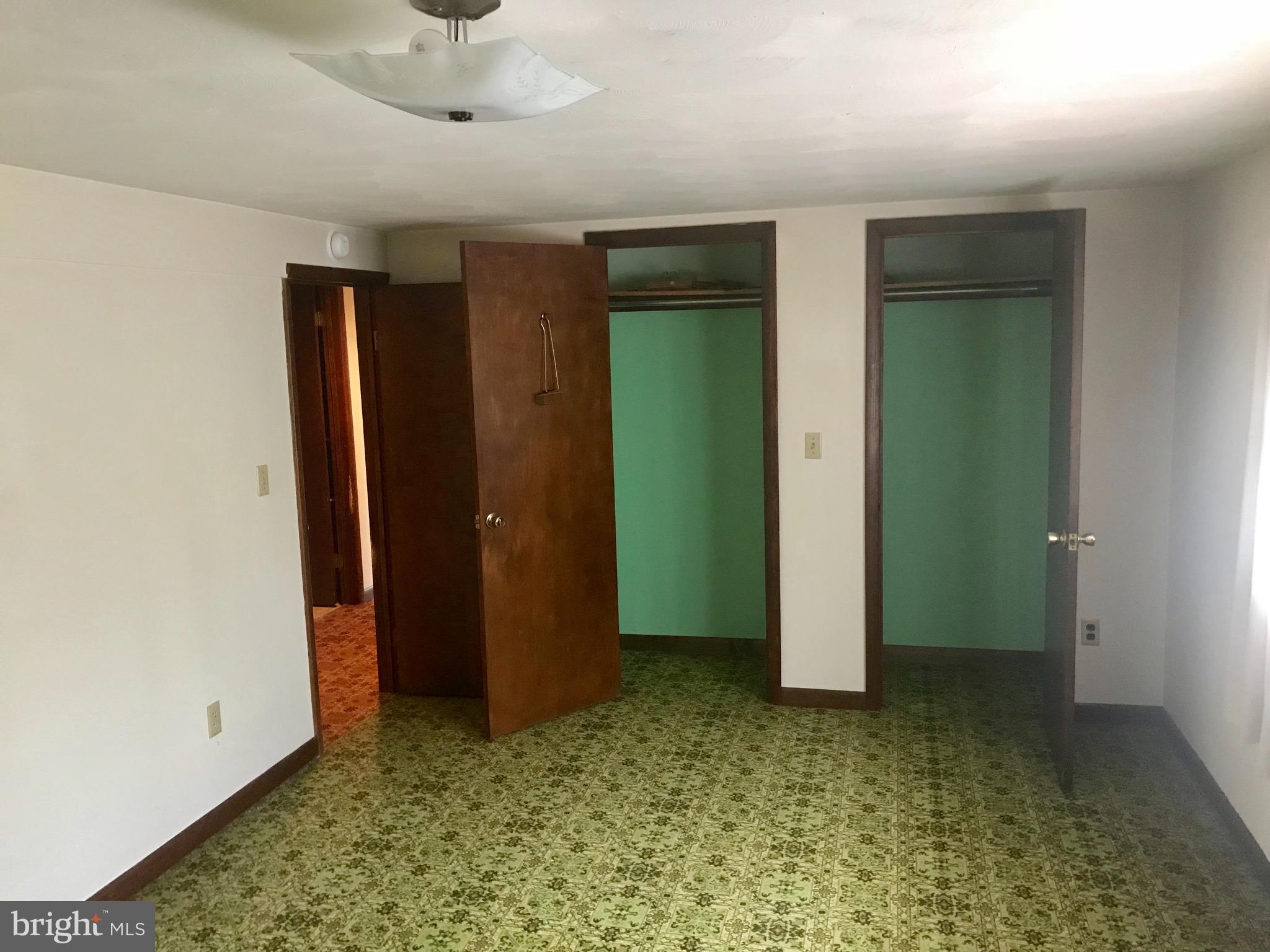 891 Murphy Road Berkeley Springs, WV 25411 - Photo 19 of 32 Gallery Image 19