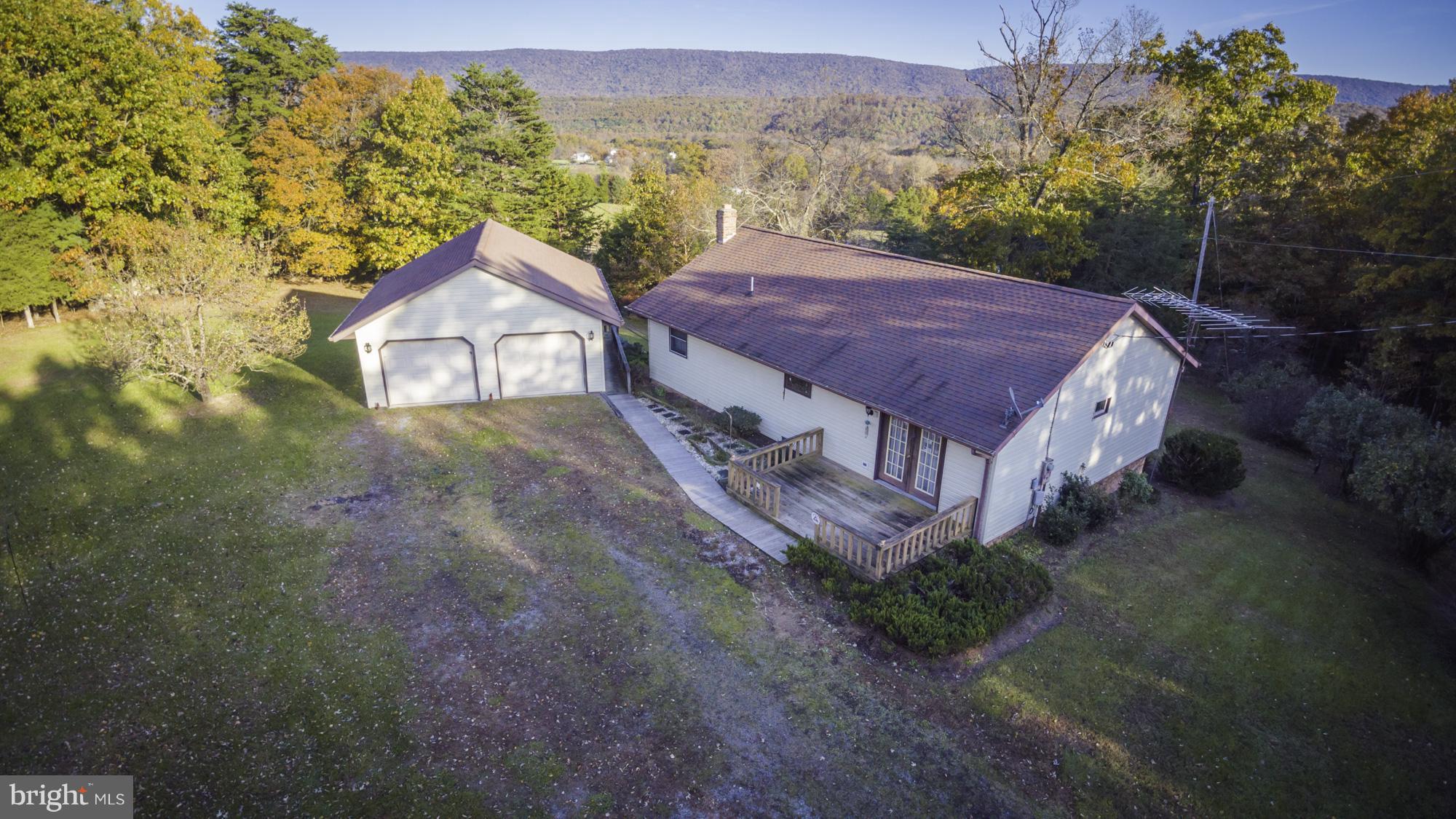 891 Murphy Road Berkeley Springs, WV 25411 - Photo 3 of 32 Exterior (General)