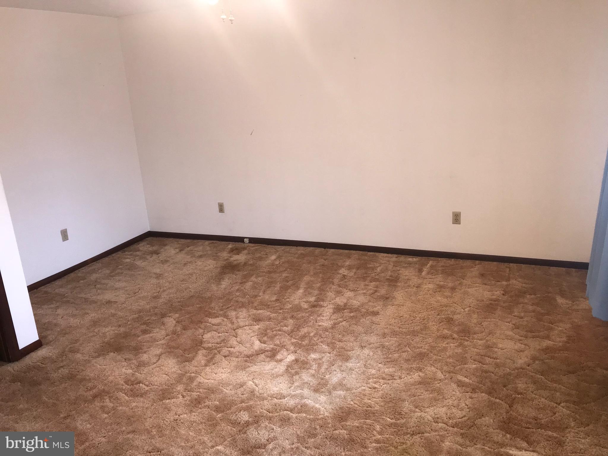 891 Murphy Road Berkeley Springs, WV 25411 - Photo 10 of 32 Gallery Image 10