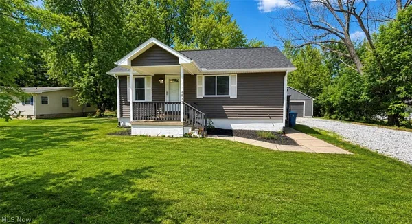 $180,000 | 2973 Colon Drive, Akron, OH 44321