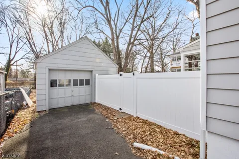 $582,000 | 128 East Roselle Avenue, Roselle Park, NJ 07204