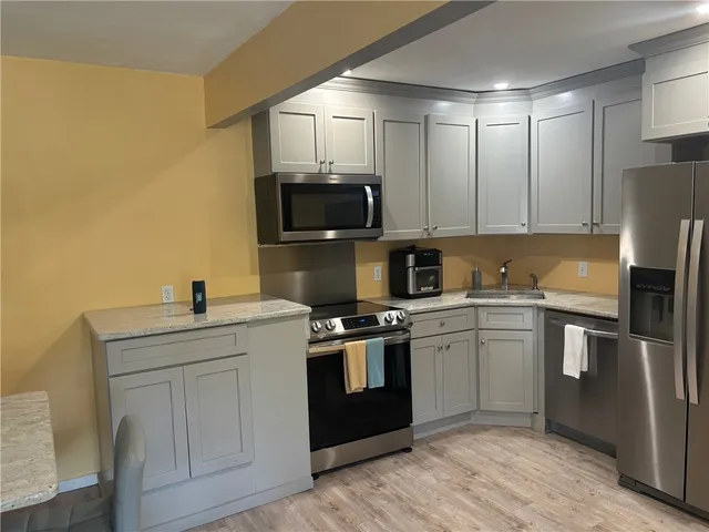 $2,250 | 400 Narragansett Parkway, Unit WA10, Warwick, RI 02888