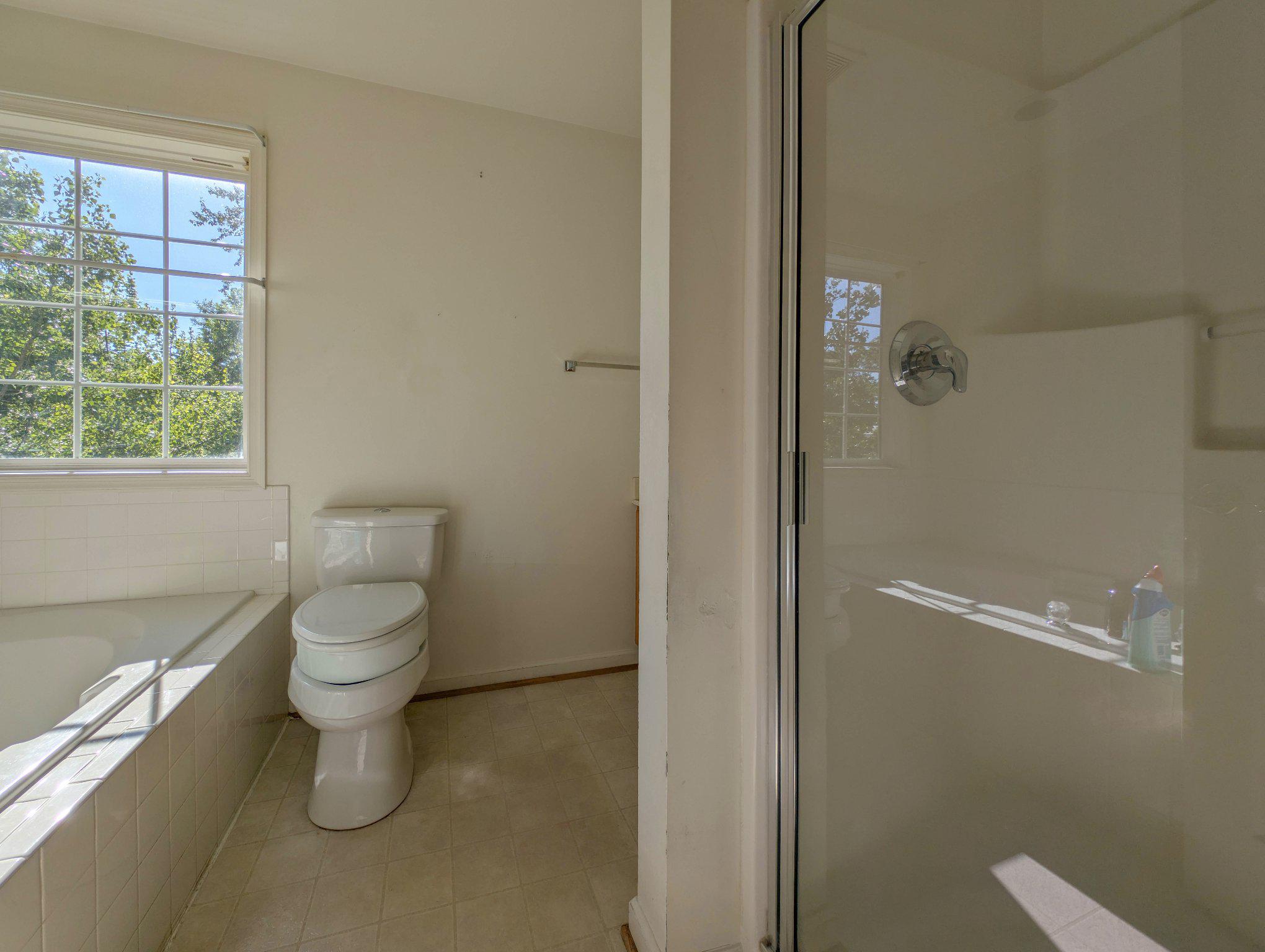 9145 Old Turnpike Road Culpeper, VA 22701 - Photo 10 of 19 Primary Bathroom