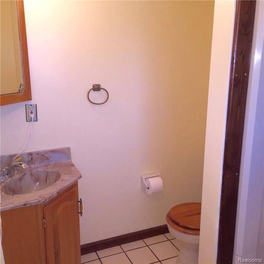 12313 Hill Road Goodrich, MI 48438 - Photo 9 of 22 IMG_1469.jpg