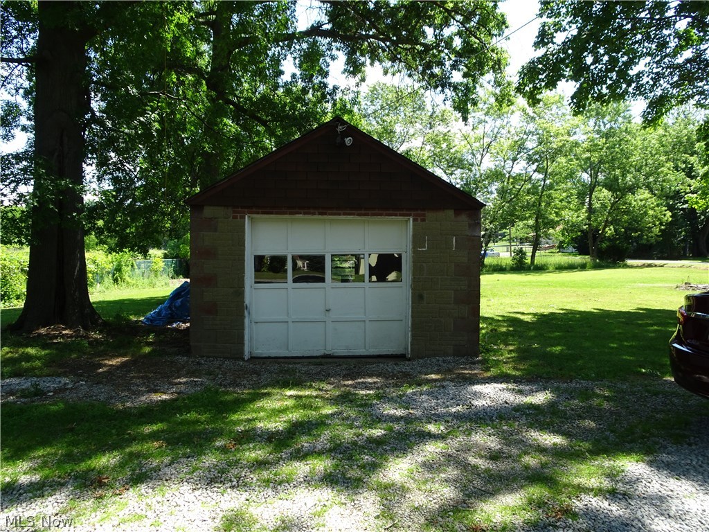 3265 Cottage Grove Road Akron, OH 44319 - Photo 15 of 21 Detached garage