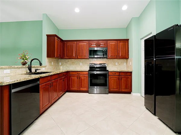 $398,000 | 5563 43rd Court, Vero Beach, FL 32967