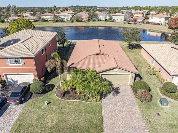 $398,000 | 5563 43rd Court, Vero Beach, FL 32967