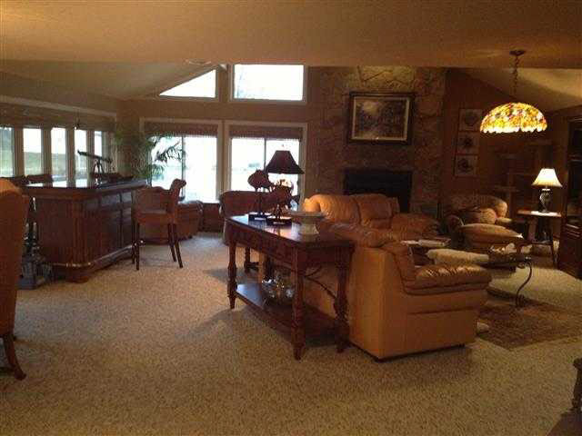 8797 East Crow Road Syracuse, IN 46567 - Photo 3 of 16 Gallery Image 3