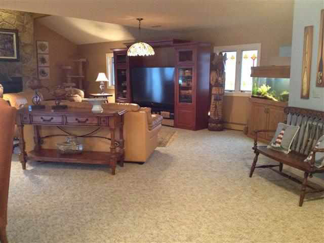 8797 East Crow Road Syracuse, IN 46567 - Photo 4 of 16 Gallery Image 4