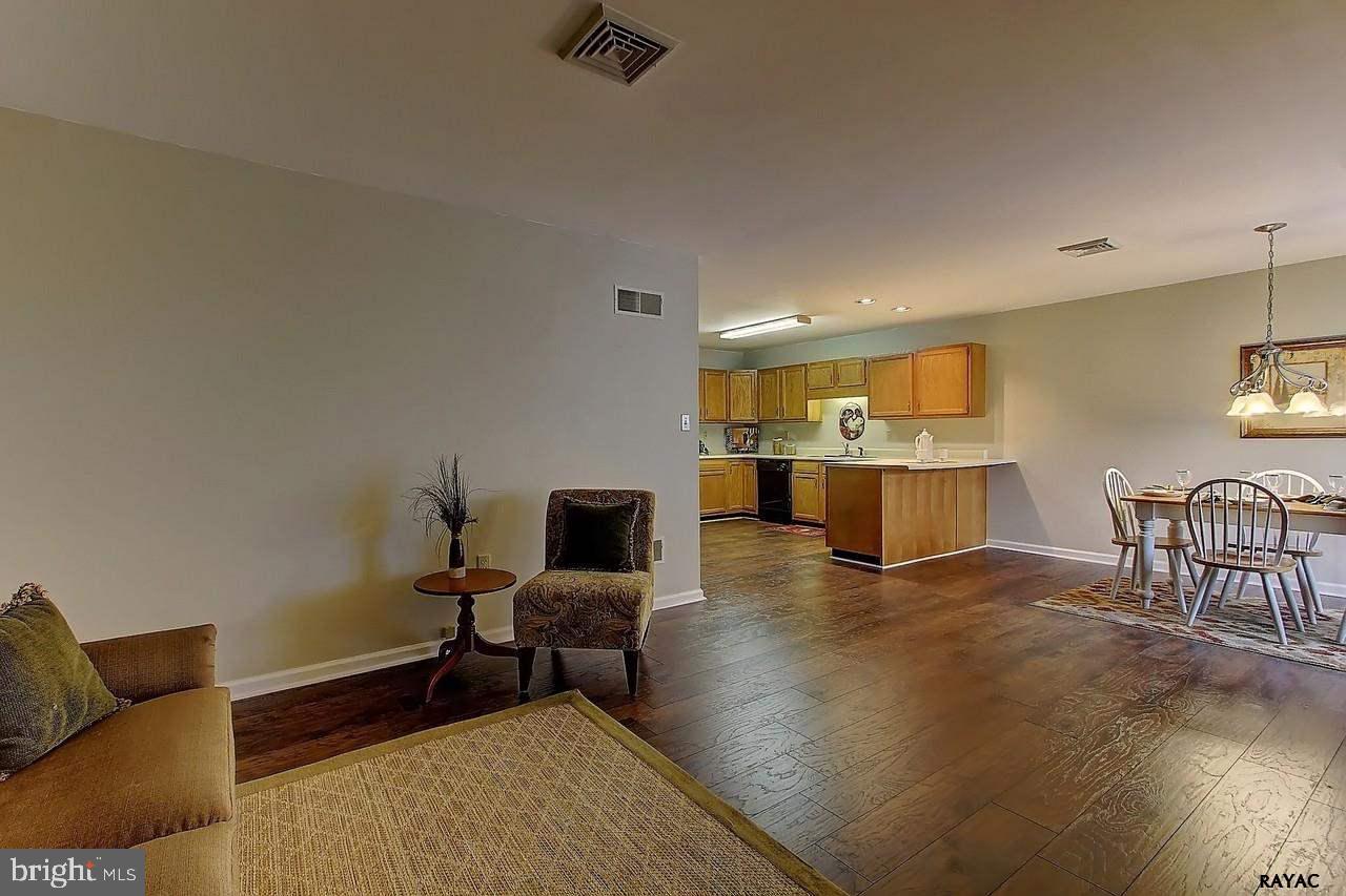 142 Country Ridge Drive Red Lion, PA 17356 - Photo 3 of 25 Gallery Image 3