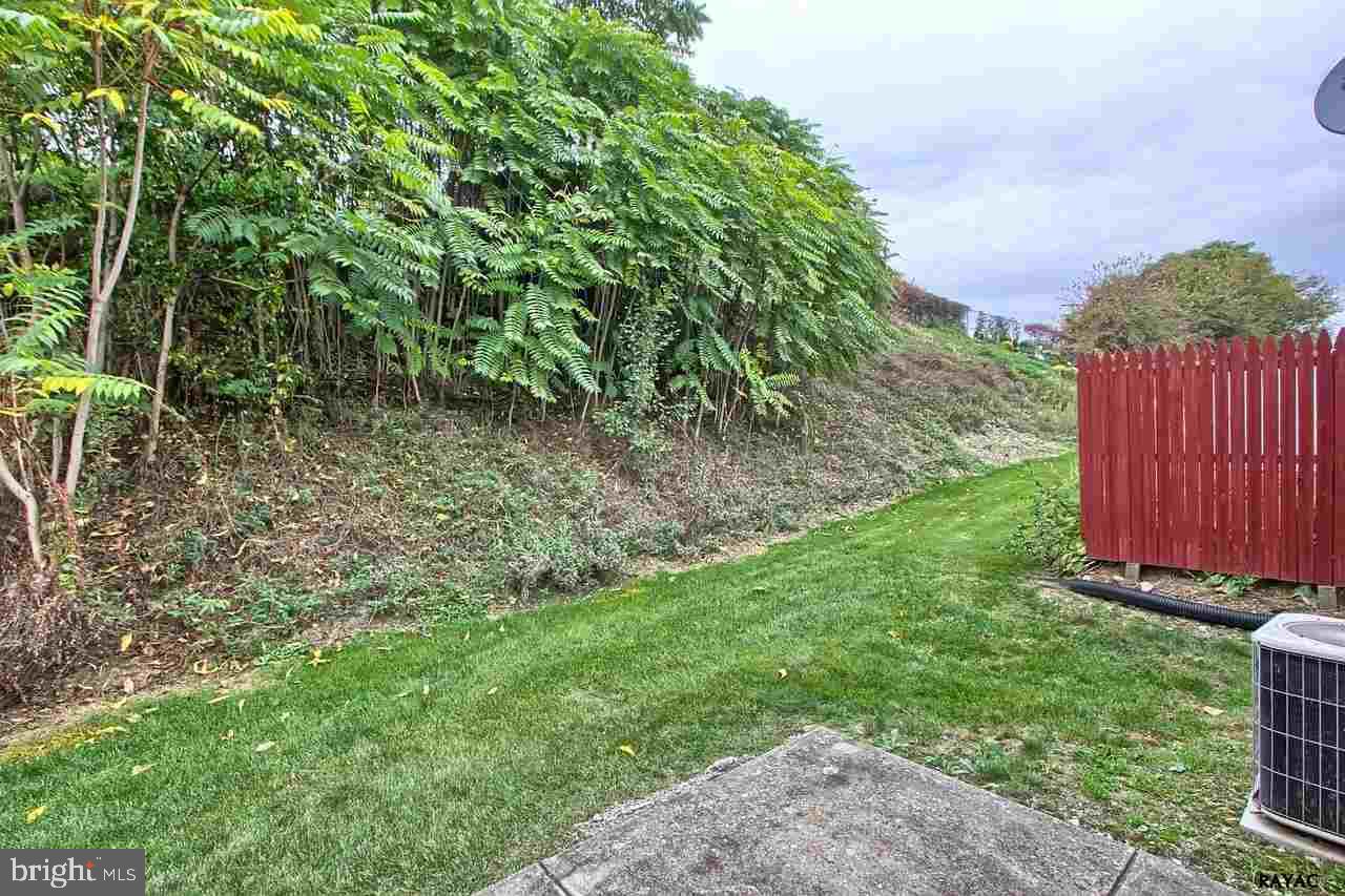 142 Country Ridge Drive Red Lion, PA 17356 - Photo 22 of 25 Gallery Image 22