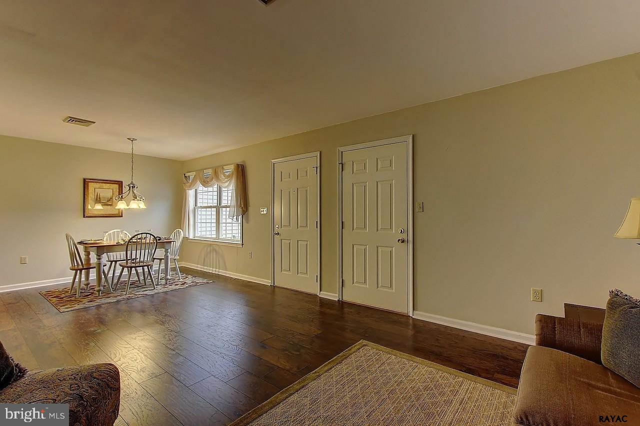 142 Country Ridge Drive Red Lion, PA 17356 - Photo 4 of 25 Gallery Image 4