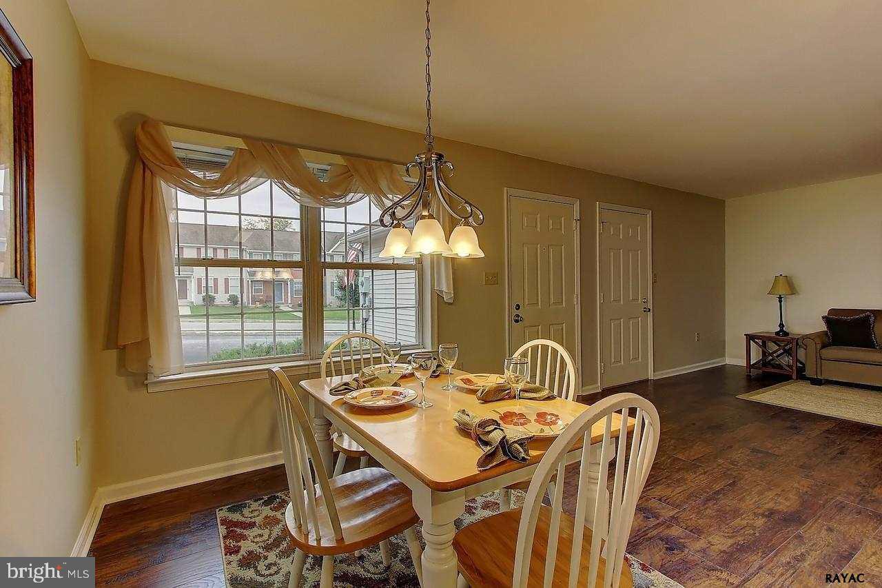 142 Country Ridge Drive Red Lion, PA 17356 - Photo 8 of 25 Gallery Image 8