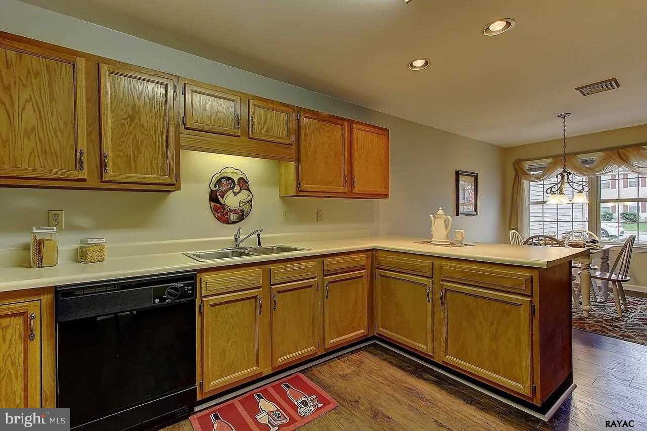 142 Country Ridge Drive Red Lion, PA 17356 - Photo 10 of 25 Gallery Image 10