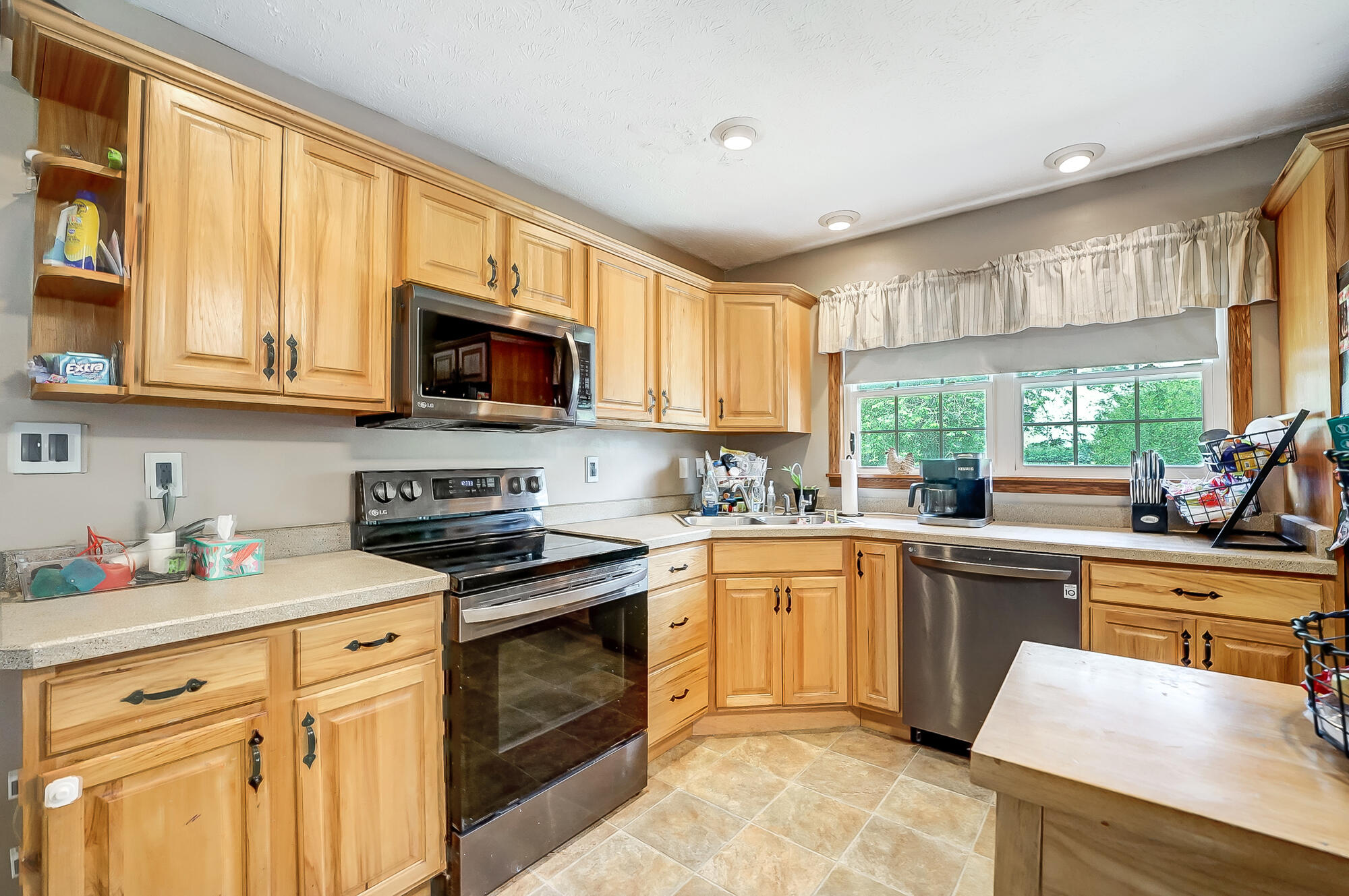 4873 North River Road Springfield, OH 45502 - Photo 16 of 49