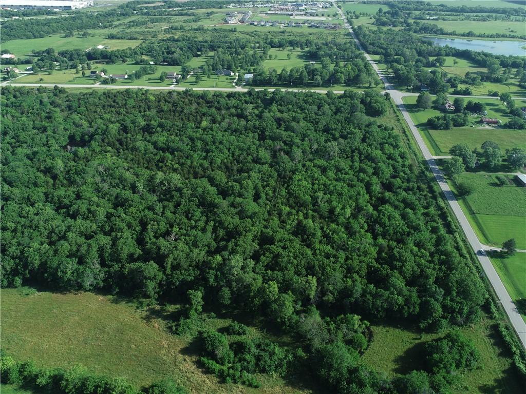 19920 South Gardner Road Gardner, KS 66030 - Photo 3 of 25