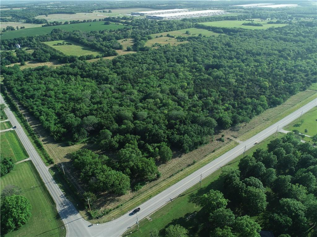 19920 South Gardner Road Gardner, KS 66030 - Photo 5 of 25