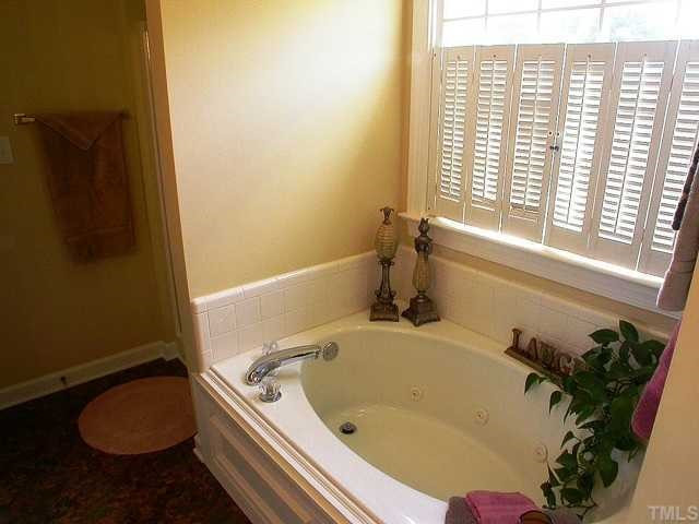 3908 Phlox Road Raleigh, NC 27616 - Photo 10 of 12 Master Bath/Spa