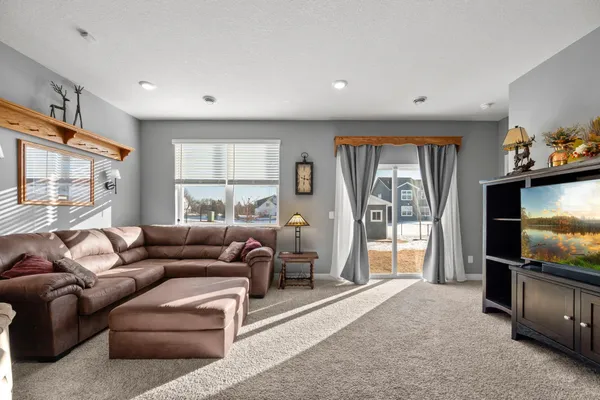 $439,900 | 11201 132nd Avenue North, Dayton, MN 55327