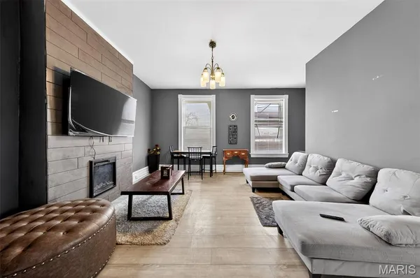 $165,000 | 1468 East Warne Avenue, St. Louis, MO 63107