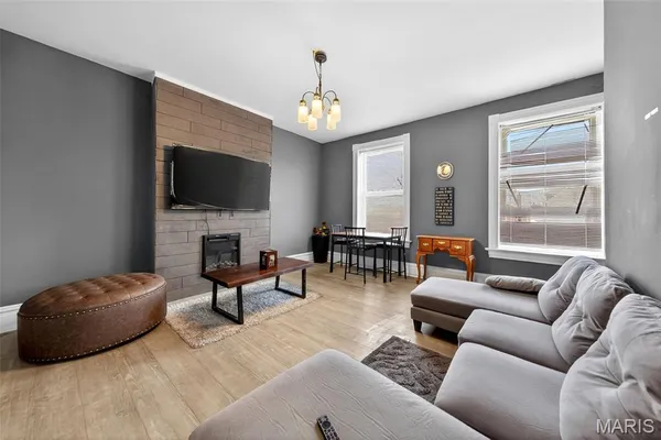 $165,000 | 1468 East Warne Avenue, St. Louis, MO 63107