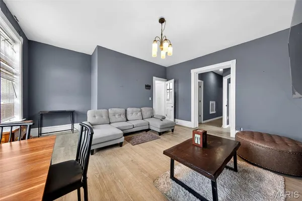 $165,000 | 1468 East Warne Avenue, St. Louis, MO 63107