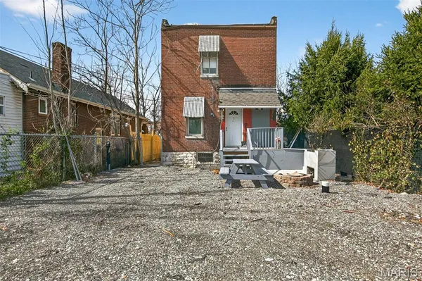 $165,000 | 1468 East Warne Avenue, St. Louis, MO 63107