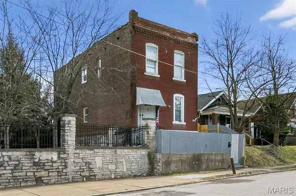 $165,000 | 1468 East Warne Avenue, St. Louis, MO 63107