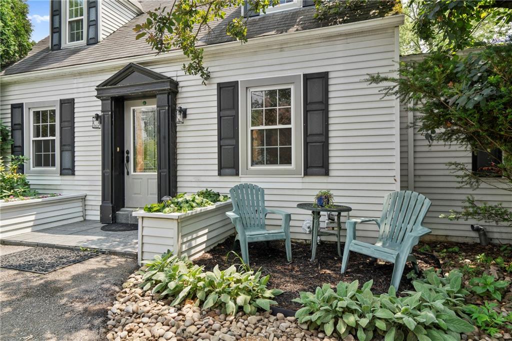 1733 Locust Road Sewickley, PA 15143 - Photo 2 of 45