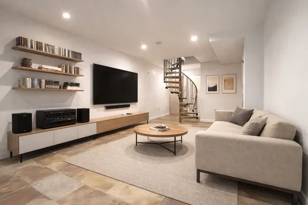 $4,700 | 218 Withers Street, Unit 1A | Williamsburg