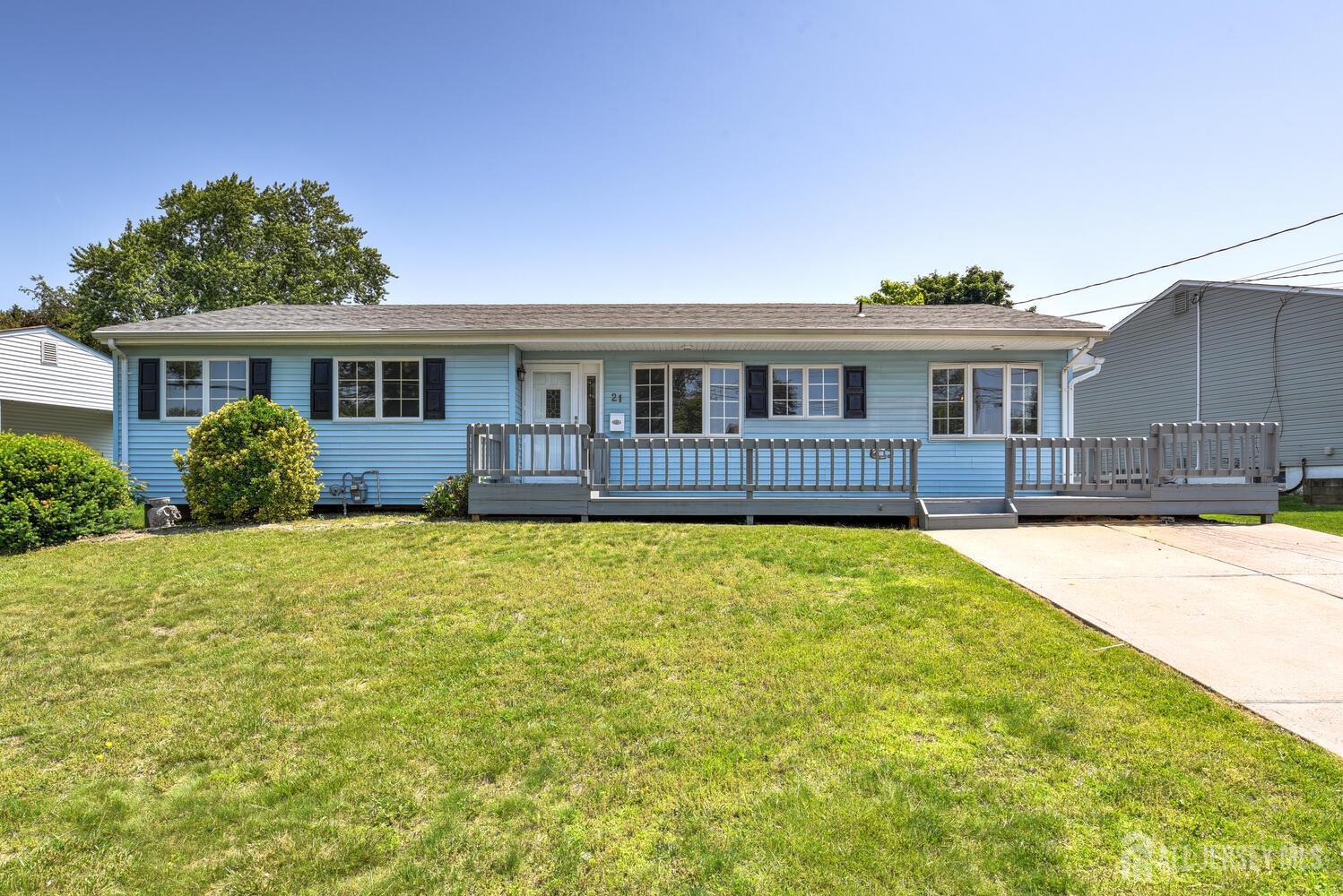21 Princeton Road Old Bridge, NJ 08859 - Photo 1 of 48