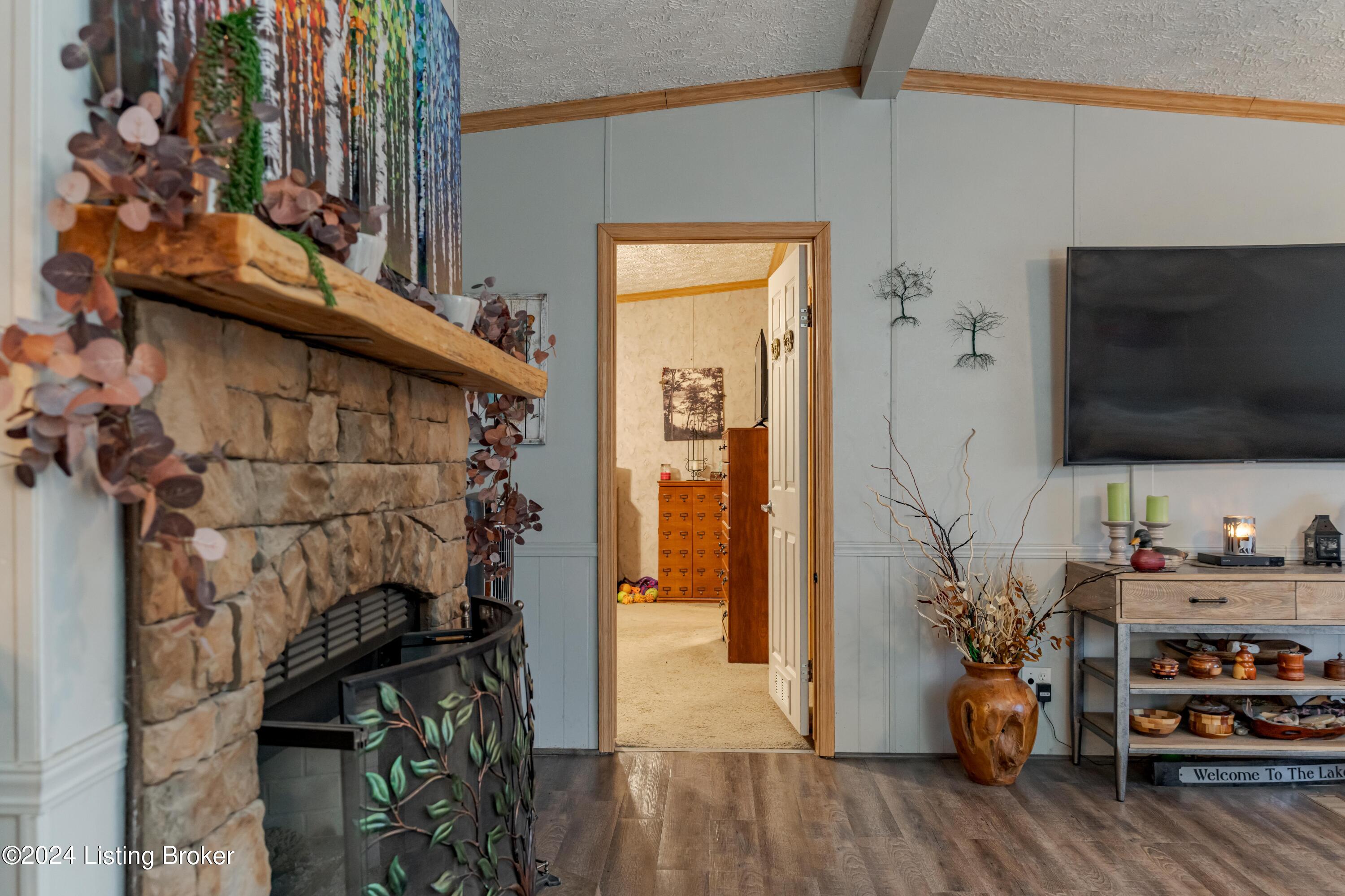570 Twin Cove Road Clarkson, KY 42726 - Photo 10 of 94 DSC05854
