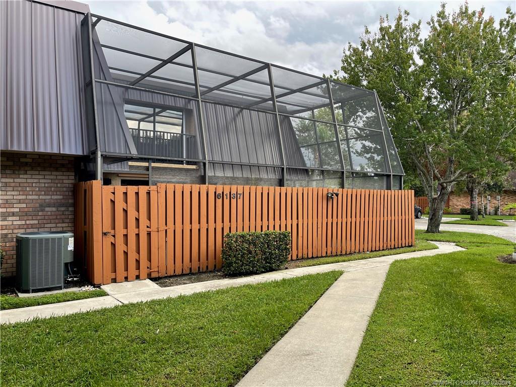 6137 Southeast Windsong Ln  