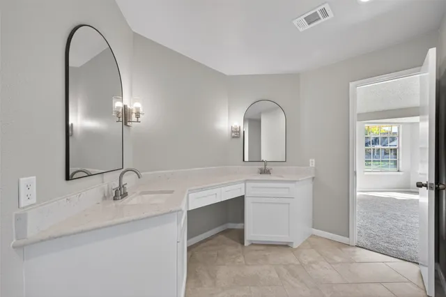 $2,600 | 11406 Caesar Drive, Houston, TX 77477