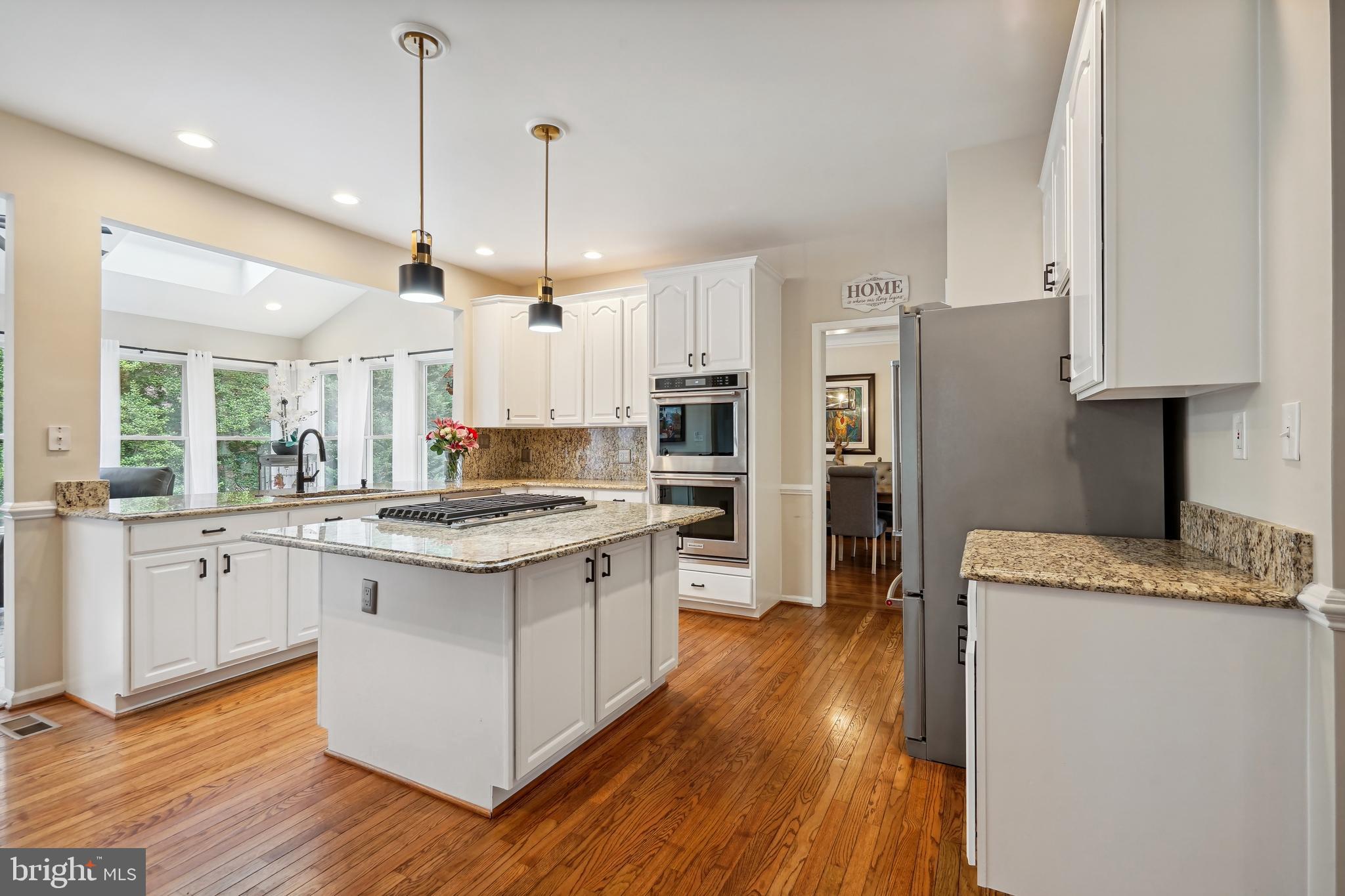 10936 Hunter Gate Way Reston, VA 20194 - Photo 8 of 65