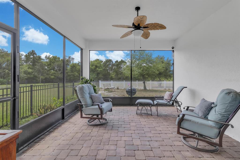 3468 Middlebrook Place St. Cloud, FL 34773 - Photo 20 of 32 a living room with furniture and a large window