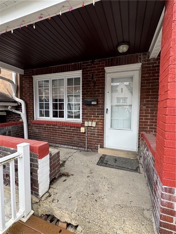 209 Chesterfield Road Pittsburgh, PA 15213 - Photo 2 of 15 Gallery Image 2