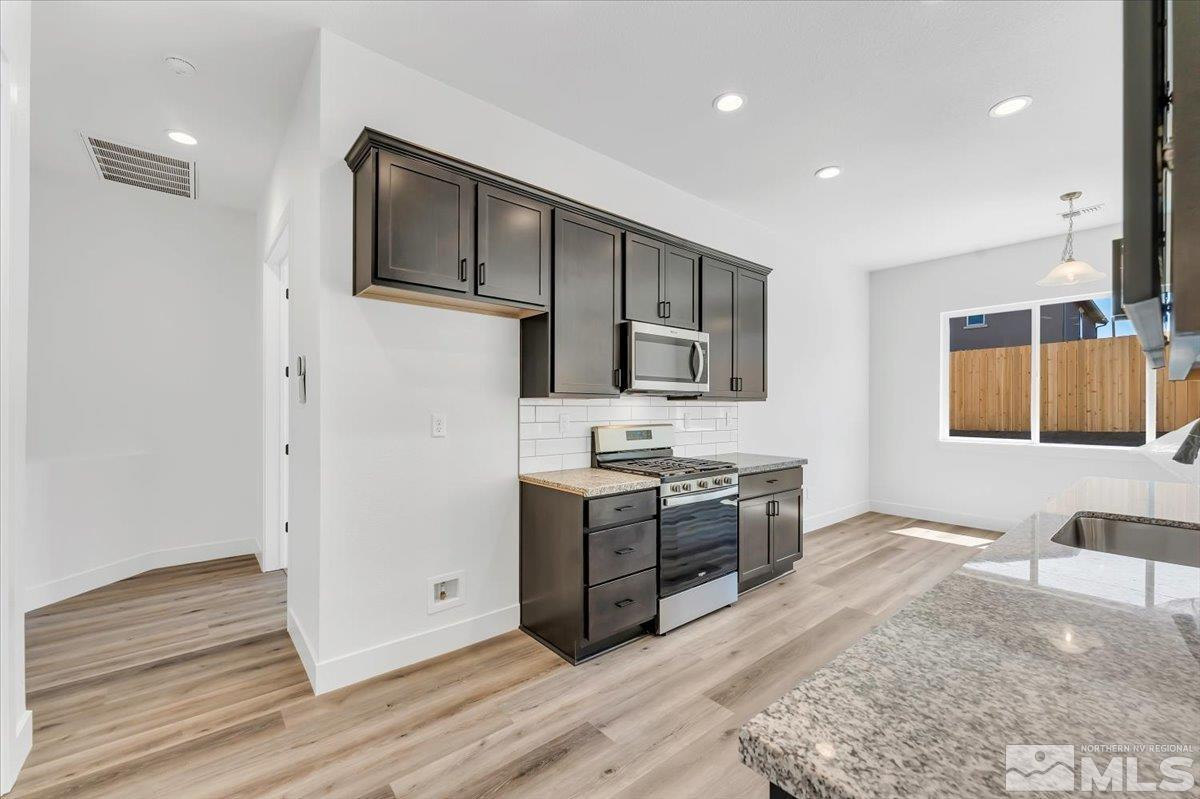 11018 Athabasca Drive Reno, NV 89506 - Photo 14 of 36 Photo 15