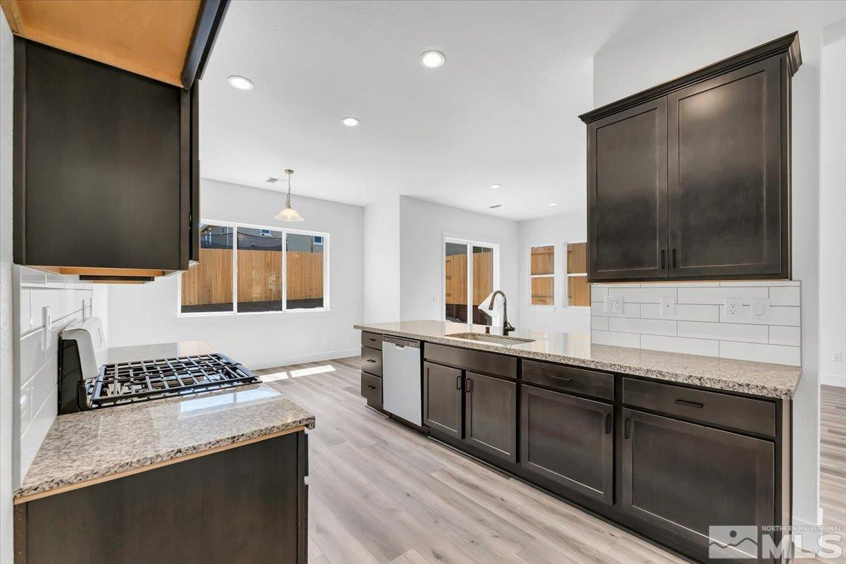 11018 Athabasca Drive Reno, NV 89506 - Photo 15 of 36 Photo 16